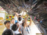 星空を作る年長児