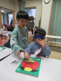 ５歳児　福笑い