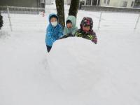 ５歳児　雪遊び