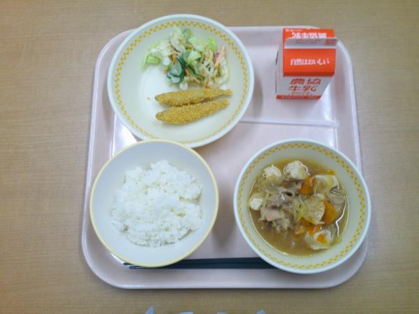 753キロカロリー、白飯、牛乳、わかさぎのカリカリフライ、サラダパン風サラダ、じゅんじゅん