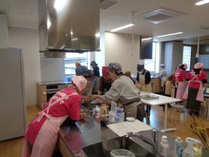 食生活改善推進員による寿大学院での食育事業の様子