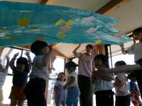 1歳児　天の川の下をくぐったよ