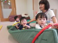 0歳児　室内遊び