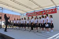 合唱部合唱（布水中）