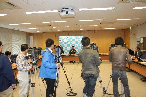 記者会見のようす